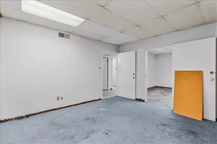 608 Summit Ave, Greensboro, NC 27405 - Photo 33