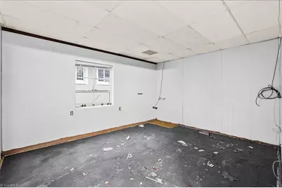 608 Summit Avenue, Greensboro, NC 27405 - Photo 21