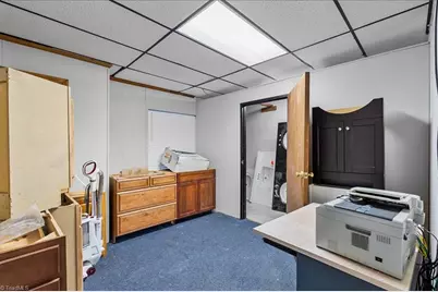 608 Summit Avenue, Greensboro, NC 27405 - Photo 7