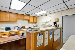 608 Summit Ave, Greensboro, NC 27405 - Photo 5