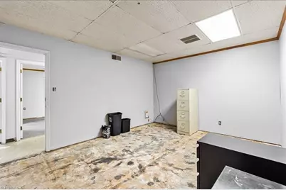 608 Summit Avenue, Greensboro, NC 27405 - Photo 35