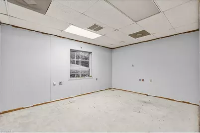 608 Summit Avenue, Greensboro, NC 27405 - Photo 23