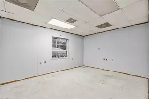 608 Summit Ave, Greensboro, NC 27405 - Photo 23