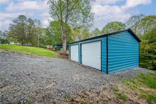 157 Cedar Point Dr, Mount Airy, NC 27030 - Photo 7