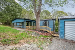 157 Cedar Point Dr, Mount Airy, NC 27030 - Photo 5