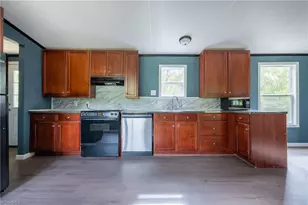 157 Cedar Point Dr, Mount Airy, NC 27030 - Photo 11