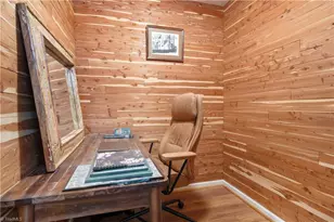 301 Bexley Dr, Winston-Salem, NC 27104 - Photo 21