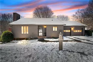 301 Bexley Dr, Winston-Salem, NC 27104 - Photo 1