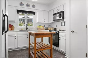 301 Bexley Dr, Winston-Salem, NC 27104 - Photo 17