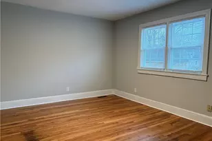 323 S Hamilton St, Eden, NC 27288 - Photo 11