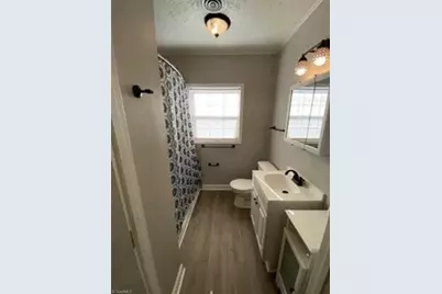 805 Wilson Street, Reidsville, NC 27320 - Photo 5