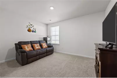 4734 Black Forest Drive, Greensboro, NC 27405 - Photo 17