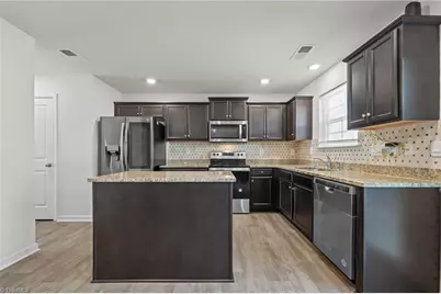 4734 Black Forest Drive, Greensboro, NC 27405 - Photo 9