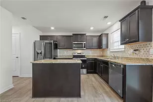 4734 Black Frst Dr, Greensboro, NC 27405 - Photo 9