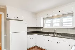 812 Springwood Ave, Gibsonville, NC 27249 - Photo 7