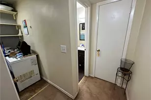 1740 N Hamilton St, High Point, NC 27262 - Photo 9