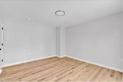 301 Lindbergh Street, Winston-Salem, NC 27104 - Photo 23