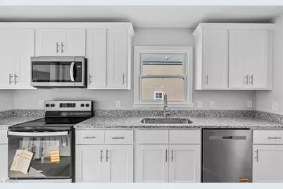 301 Lindbergh Street, Winston-Salem, NC 27104 - Photo 11