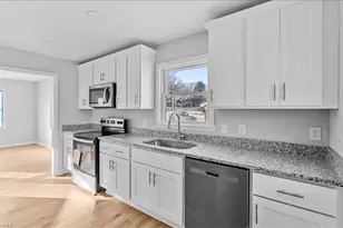 301 Lindbergh St, Winston-Salem, NC 27104 - Photo 13