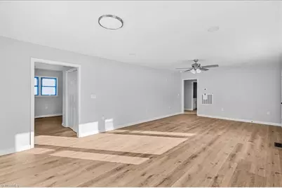 301 Lindbergh Street, Winston-Salem, NC 27104 - Photo 7