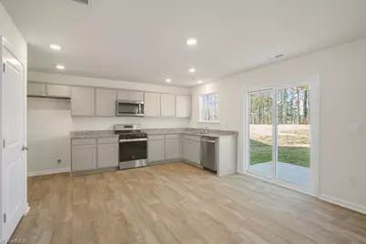 125 Linden Drive, Thomasville, NC 27360 - Photo 9