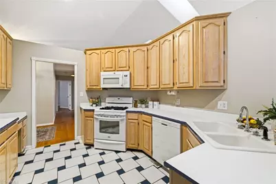 1805 Lynwood Drive, Greensboro, NC 27406 - Photo 17