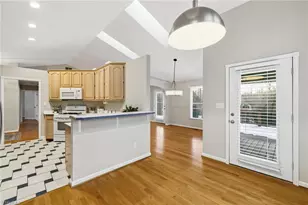 1805 Lynwood Dr, Greensboro, NC 27406 - Photo 3