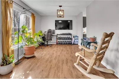 966 Chatfield Drive, Jamestown, NC 27282 - Photo 7