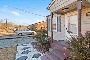 2007 Lynette Dr, Greensboro, NC 27403 - Photo 11