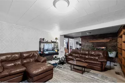 612 School Street, Walnut Cove, NC 27052 - Photo 5