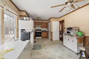 418 Richmond Rd, Mebane, NC 27302 - Photo 7