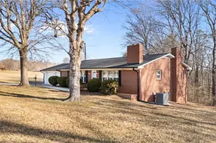 2969 Piney Mountain Rd, Walnut Cove, NC 27052 - Photo 3