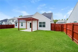 3518 Long Run Dr, Greensboro, NC 27405 - Photo 15