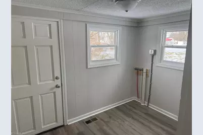 108 Broad Street, Thomasville, NC 27360 - Photo 9