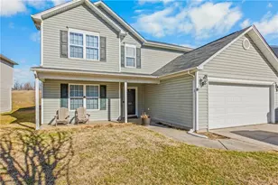 805 Forest Crest Dr, Greensboro, NC 27406 - Photo 1