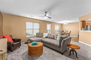 805 Forest Crest Dr, Greensboro, NC 27406 - Photo 3