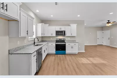 576 Twain Drive, Asheboro, NC 27203 - Photo 9