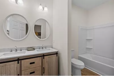 490 W Dameron Avenue, Liberty, NC 27298 - Photo 21