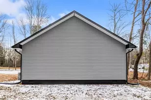 490 W Dameron Ave, Liberty, NC 27298 - Photo 31