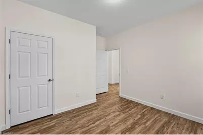 490 W Dameron Avenue, Liberty, NC 27298 - Photo 27