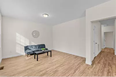 490 W Dameron Avenue, Liberty, NC 27298 - Photo 3