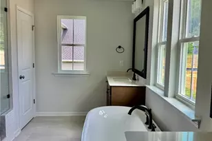 1300 Crk Knl Dr, Lewisville, NC 27023 - Photo 9