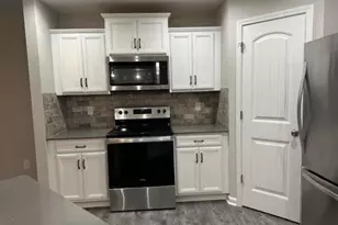 3815 Copperfield Ct, High Point, NC 27265 - Photo 7