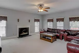 3405 Peninsula Dr, Jamestown, NC 27282 - Photo 5