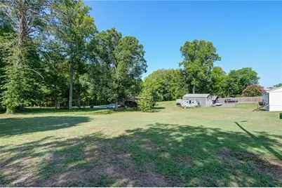 3109 Vance Street Extension, Reidsville, NC 27320 - Photo 31