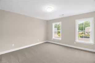 811 Gibb St, Winston-Salem, NC 27106 - Photo 17