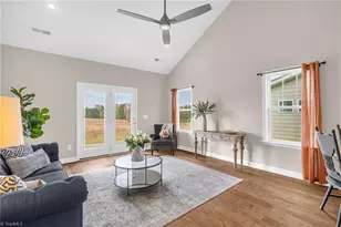 1715 Creekline Dr, Kernersville, NC 27284 - Photo 13