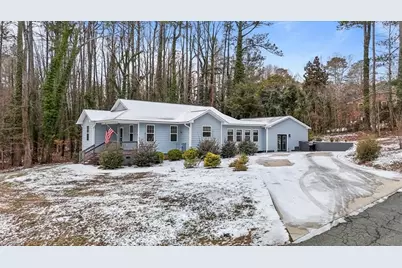 707 Lakewood Drive, Siler City, NC 27344 - Photo 11