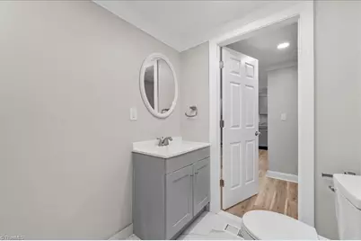 805 W 5th Avenue, Lexington, NC 27292 - Photo 33