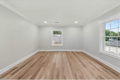 805 W 5th Avenue, Lexington, NC 27292 - Photo 23